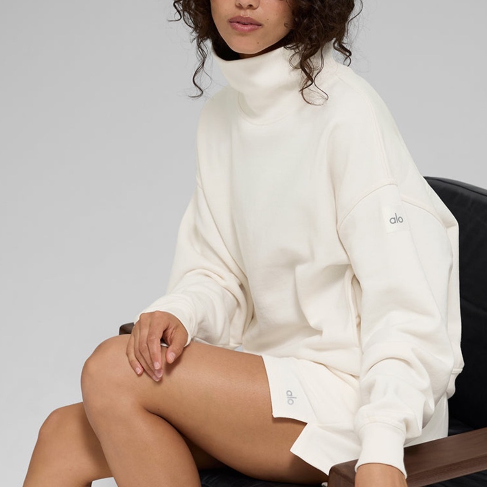 All Yoga ivory hazy mock neck pullover sweatshirt xs